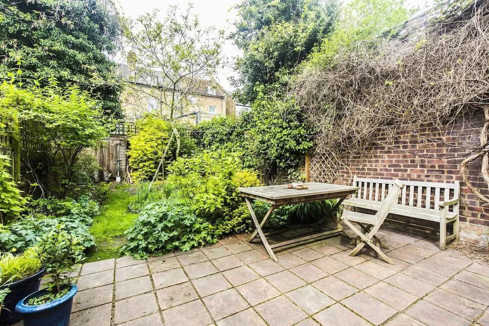 Gorgeous Victorian Home W/Garden Up To 6 Guests!