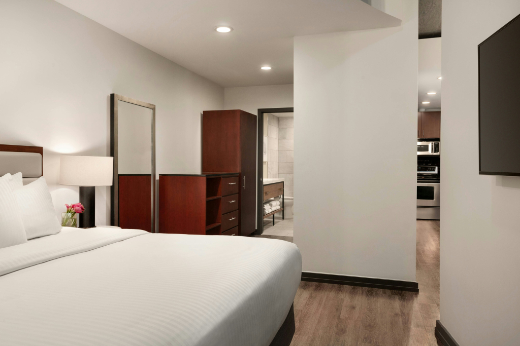 Twelve Midtown, Autograph Collection