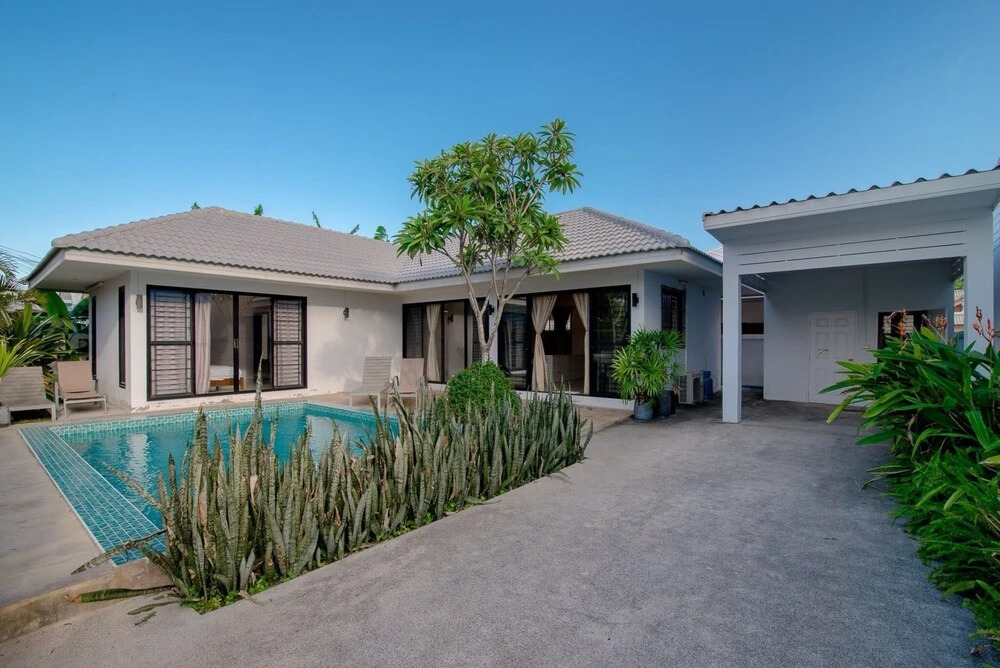 Great Green B Pool Villa