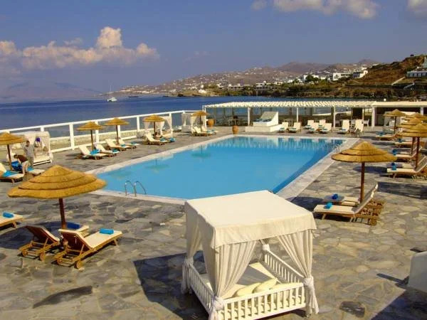 Karavas Apartments