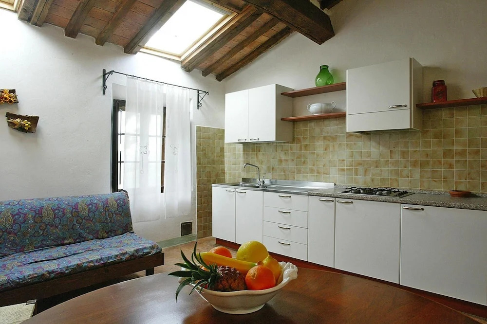 Fattoria Bio Pieve a Salti, Montalcino