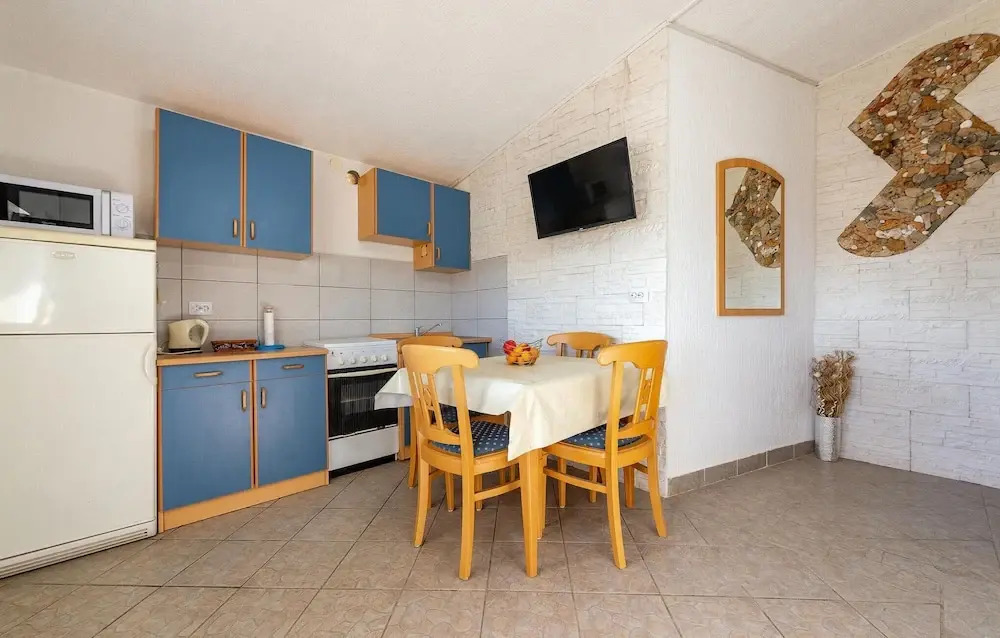 Amazing Apartment in Vir With 1 Bedrooms and Wifi