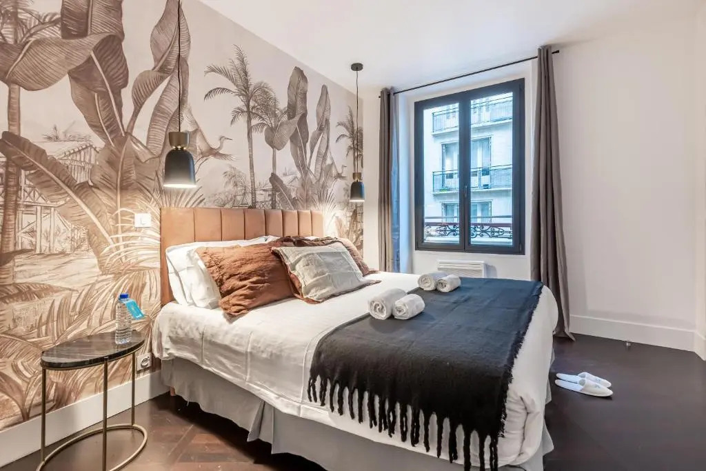 Sweet Inn - Champs Elysees - Troyon