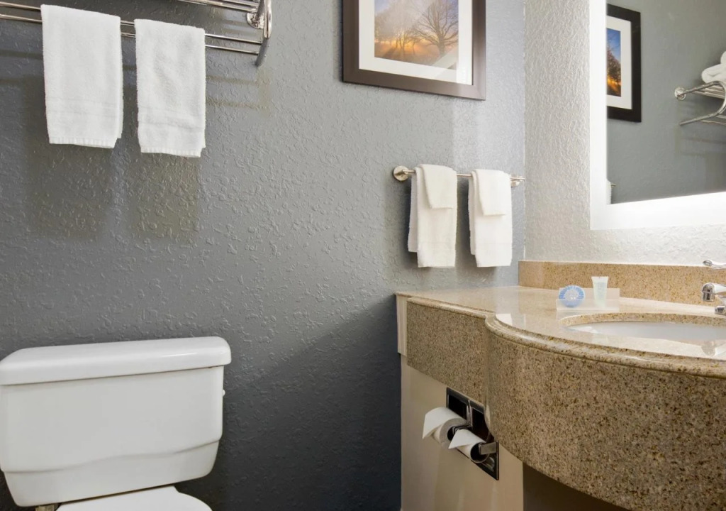 Best Western Waldo Inn & Suites