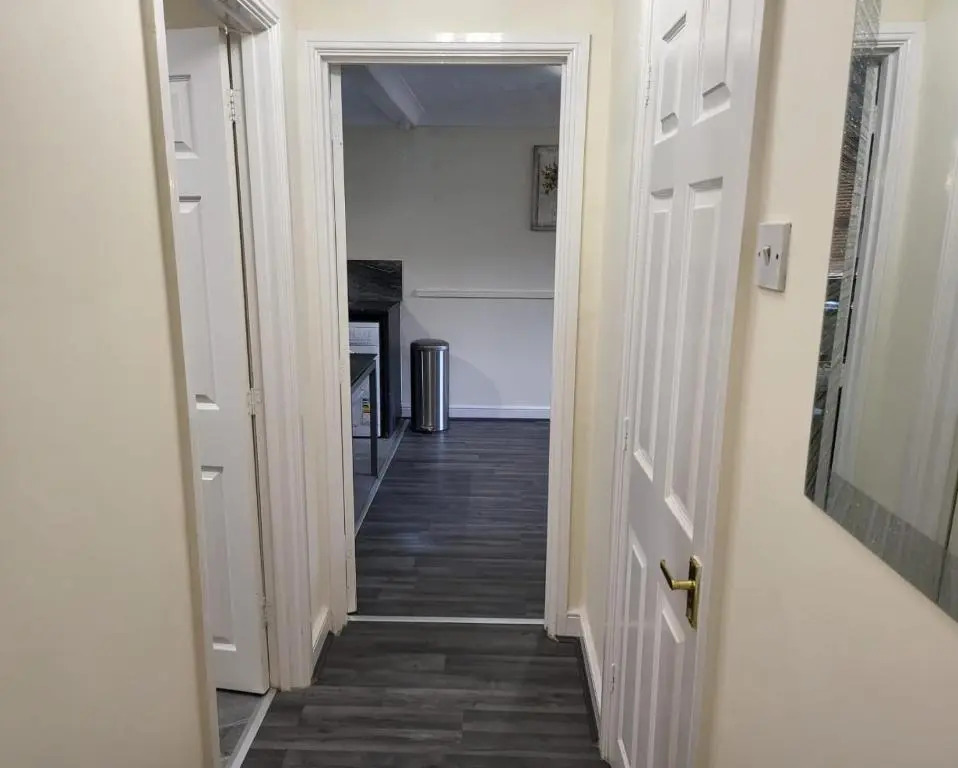 The Regency entire 1 bedroom Flat accomodation