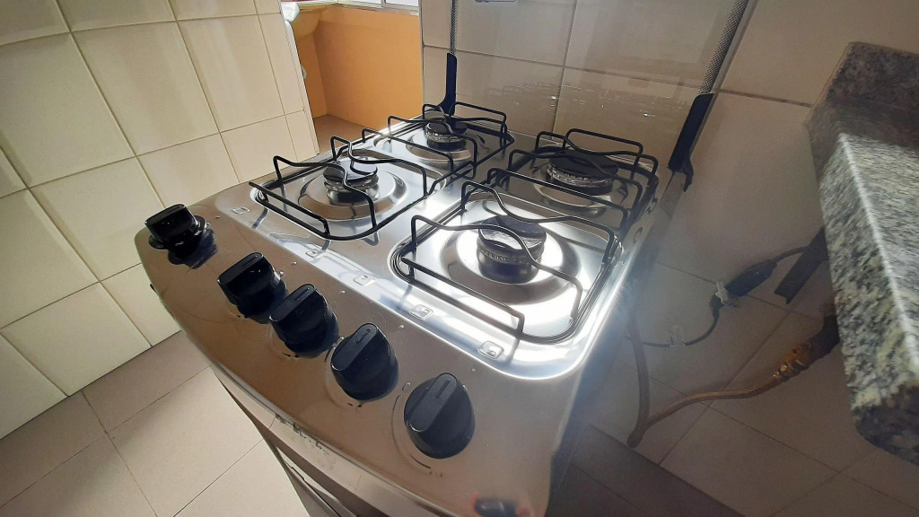Apto Grande Com Rede De Descanso Na Sala | Wifi 100 Mb