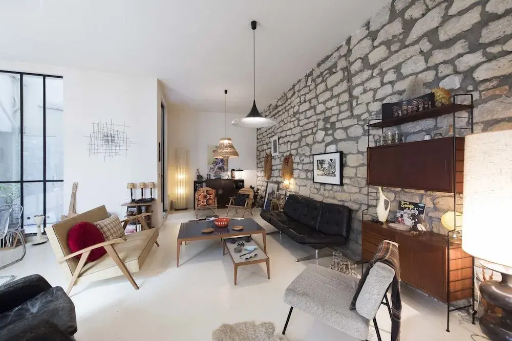 Loft Style Apartment With A Workshop Studio
