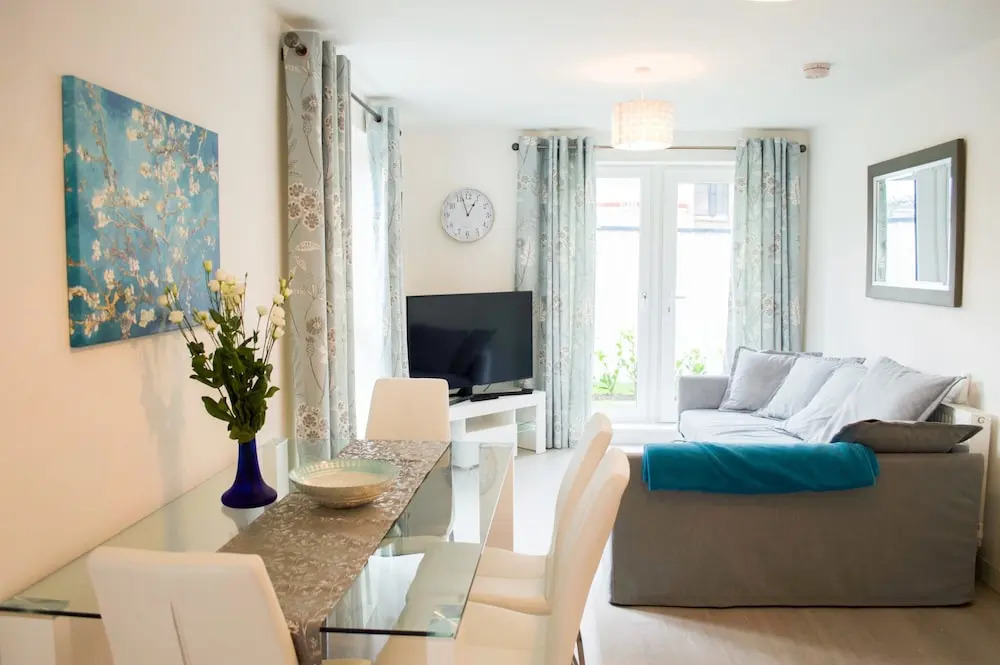 2 Bedroom Flat Close To The City Centre