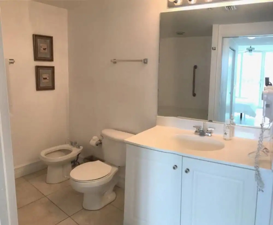 Le Marina Bay 1003 by Go Florida Condo, Sunny Isles