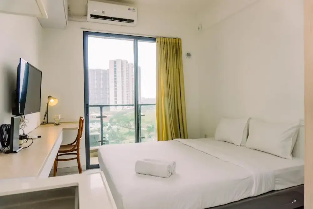 Well Furnished And Comfy Studio Sky House Bsd Apartment