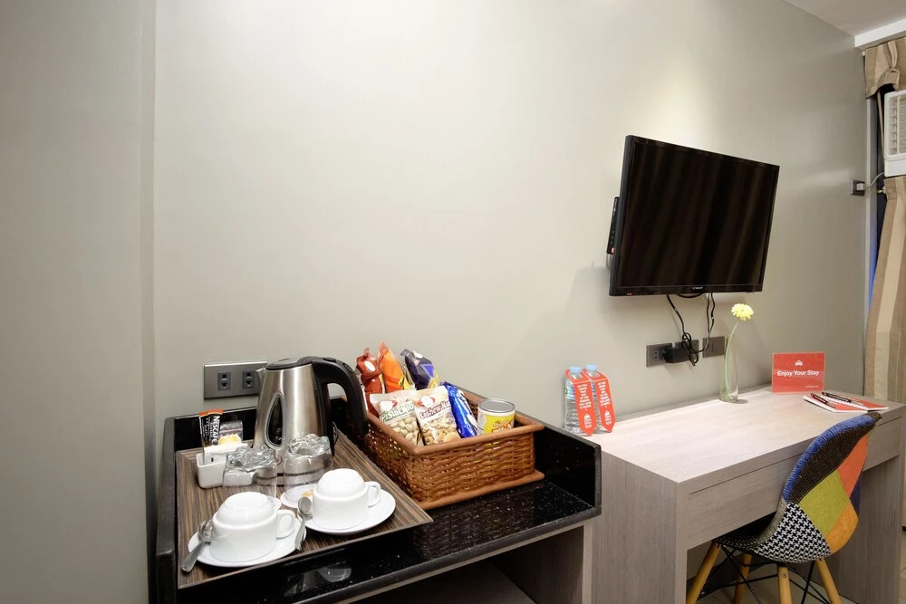 ZEN Rooms San Antonio Makati