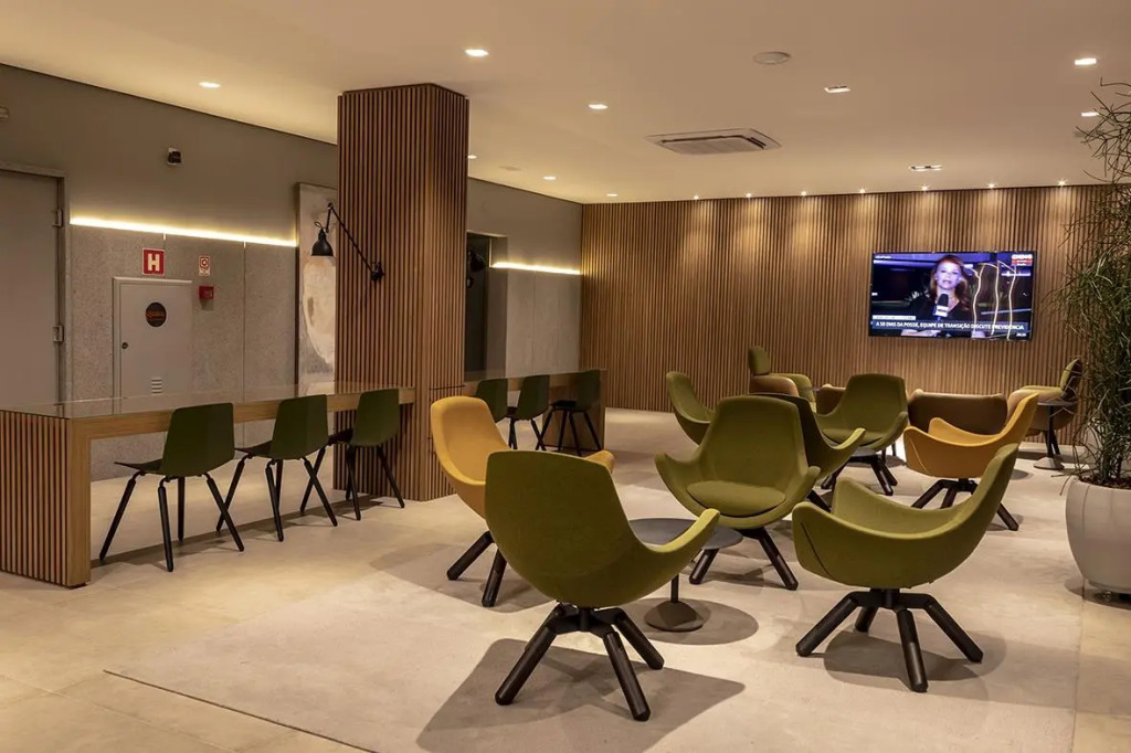 Momax Hotel