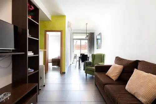AB Eixample Derecho Apartments