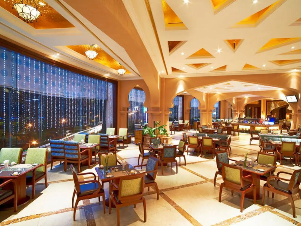 Optics Valley Kingdom Plaza Hotel