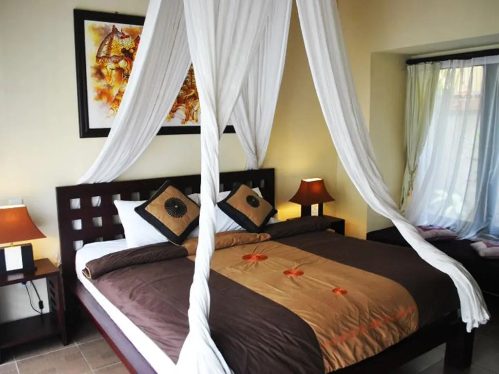 Tanjung Lima Seminyak Villas