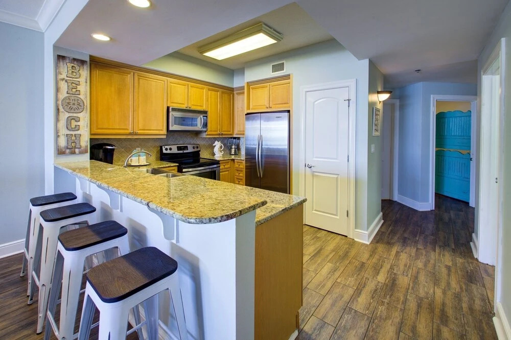Azure 519 3 Bedroom Condo