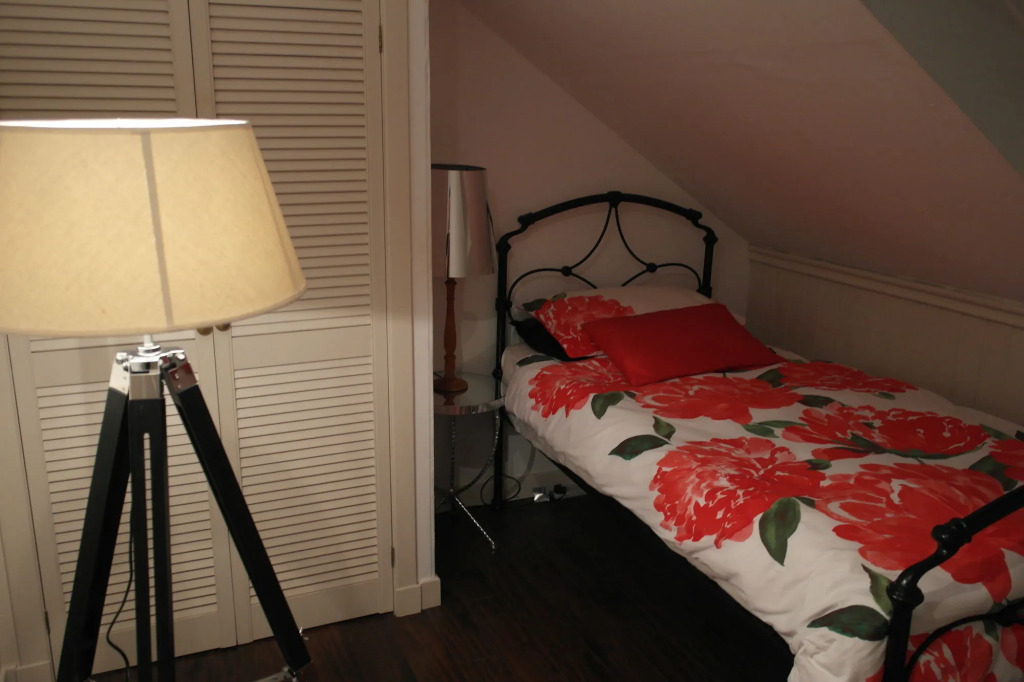 Robert The Bruce Apartment