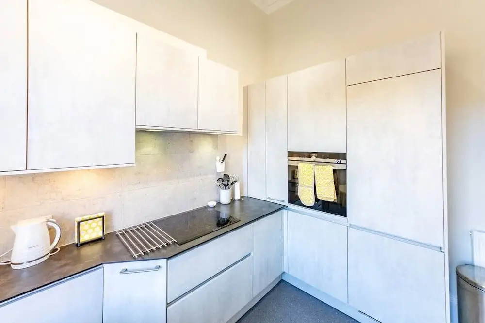 Wonderful Luxury West End Apartment