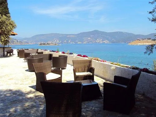 Aliki Beach Hotel