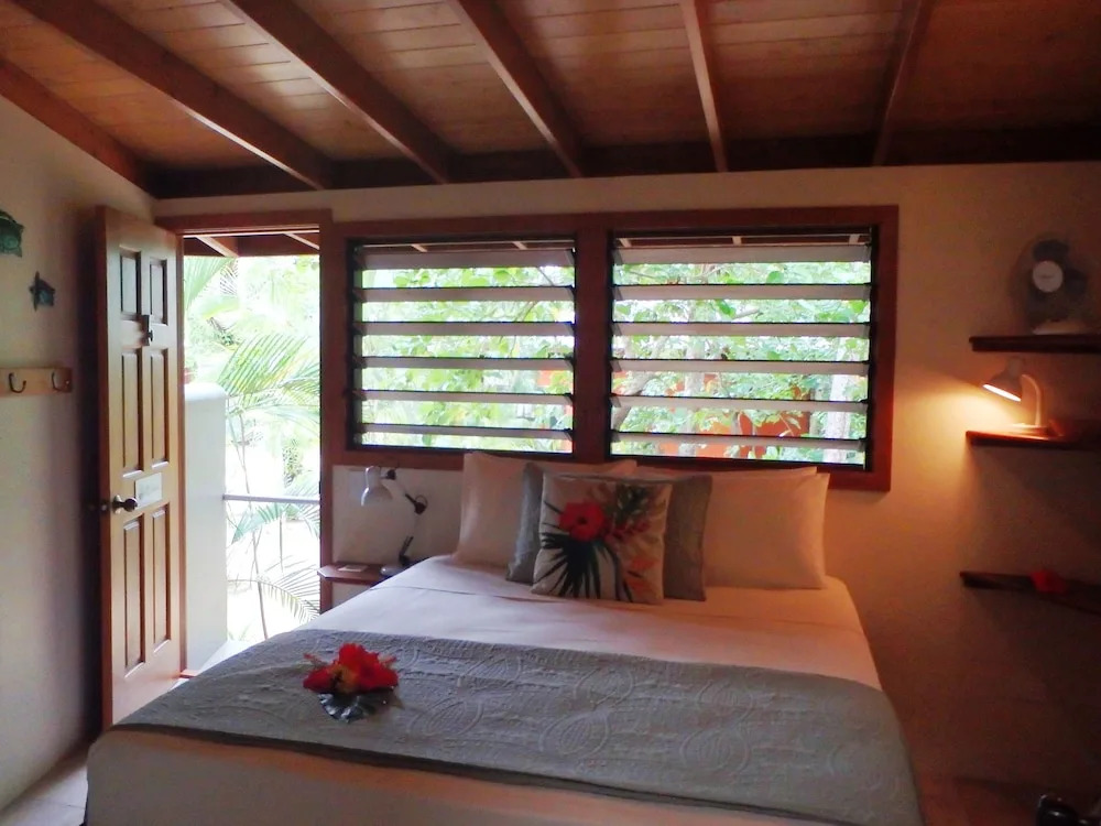 Exclusive Sunrise Eco Resort