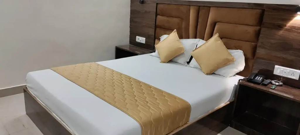 Hotel Siddharth Residency Siddharth Nagar Goregaon West
