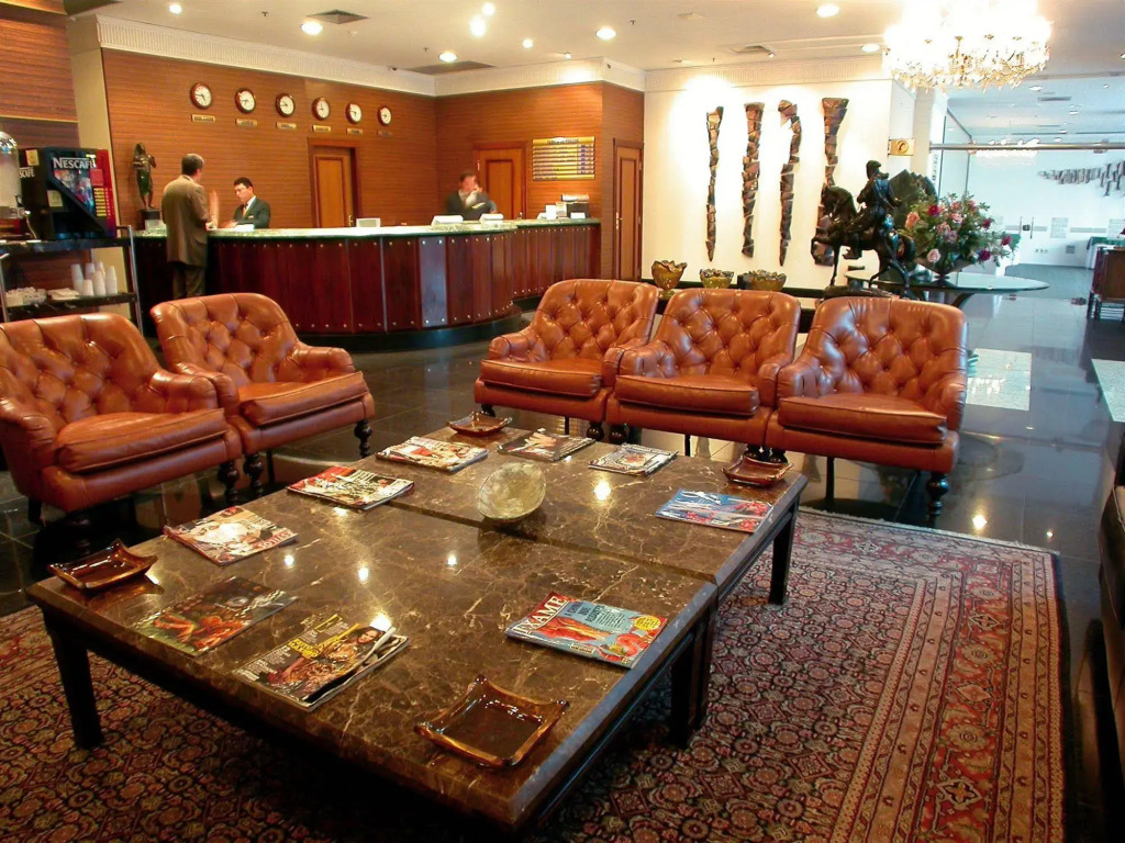 Metropolitan Hotel