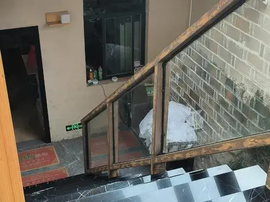 Furong Town Nianxi Courtyard View Guesthouse