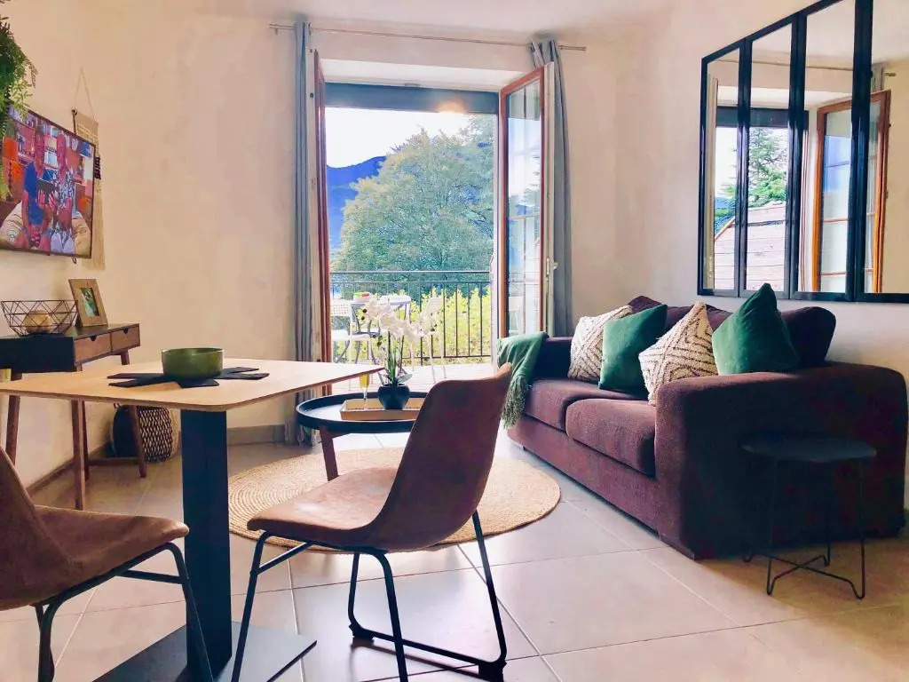 Appartement T2, vue lac, tout confort