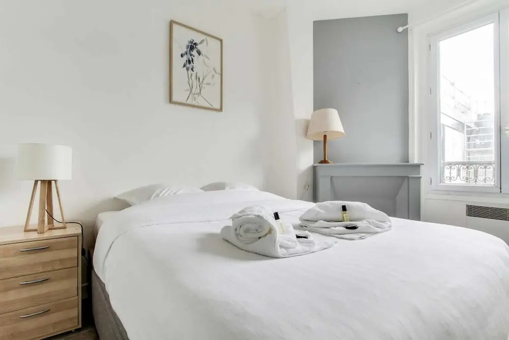 Clichy - Modern Flat Near Paris