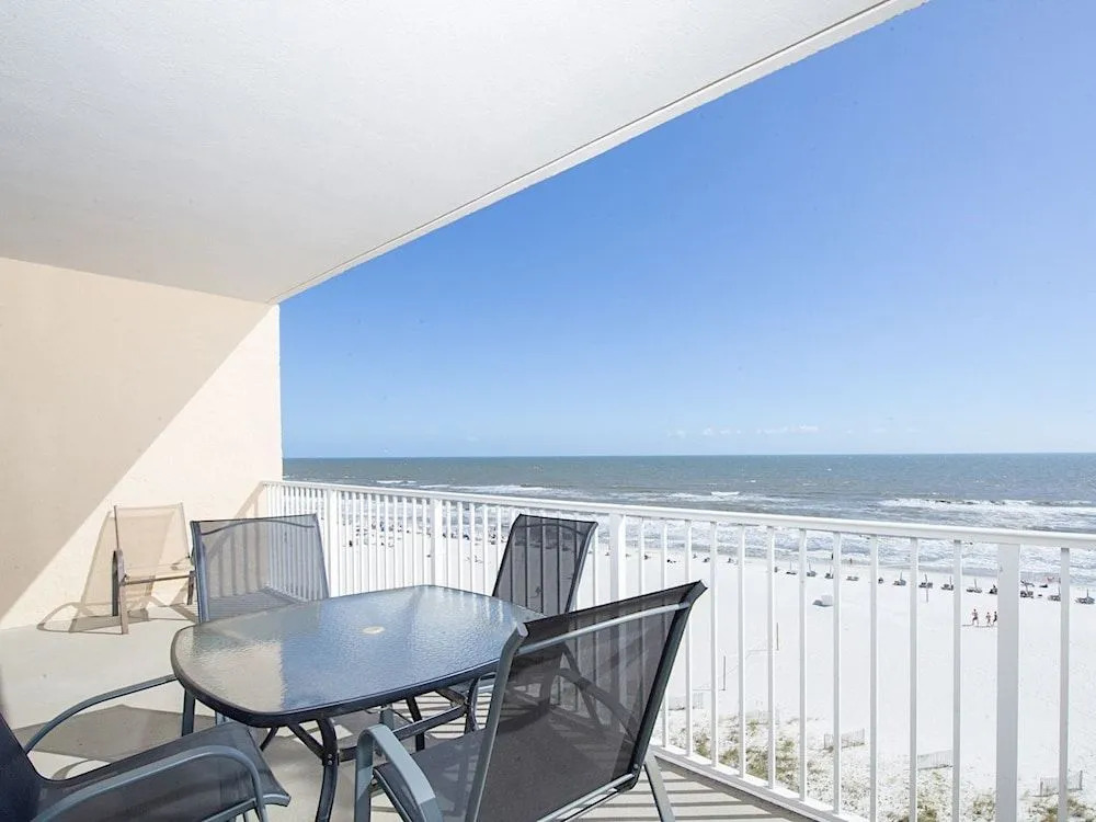 365 E Beach Blvd Condo Unit 604