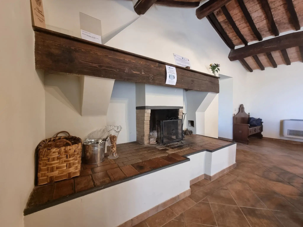Tasteful Countryside Stay