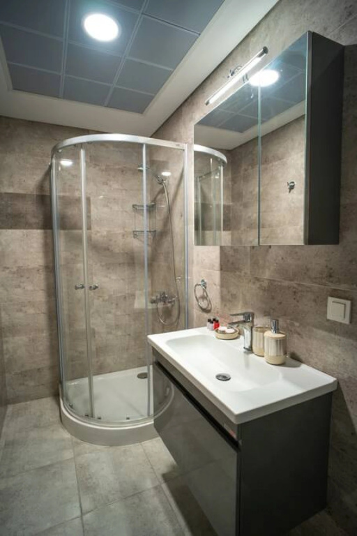 Prestige 22 · Prestigious 1 Bedroom Suite Apartment