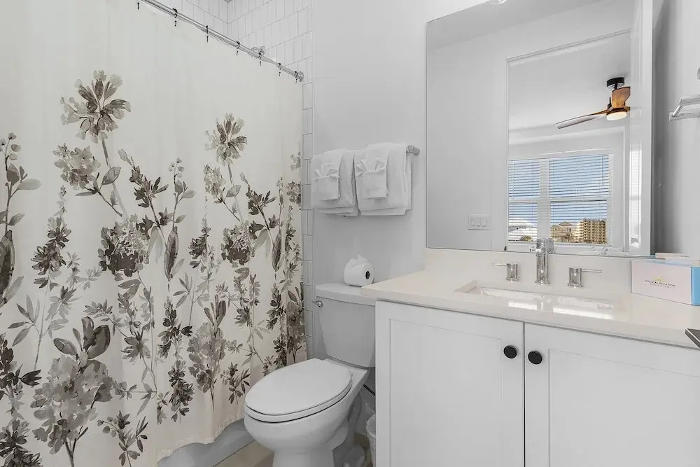 118 Fairweather Ln - Brand New 4 Bed+den/4.5 Bath Home W.hot Tub 4 Bedroom Home