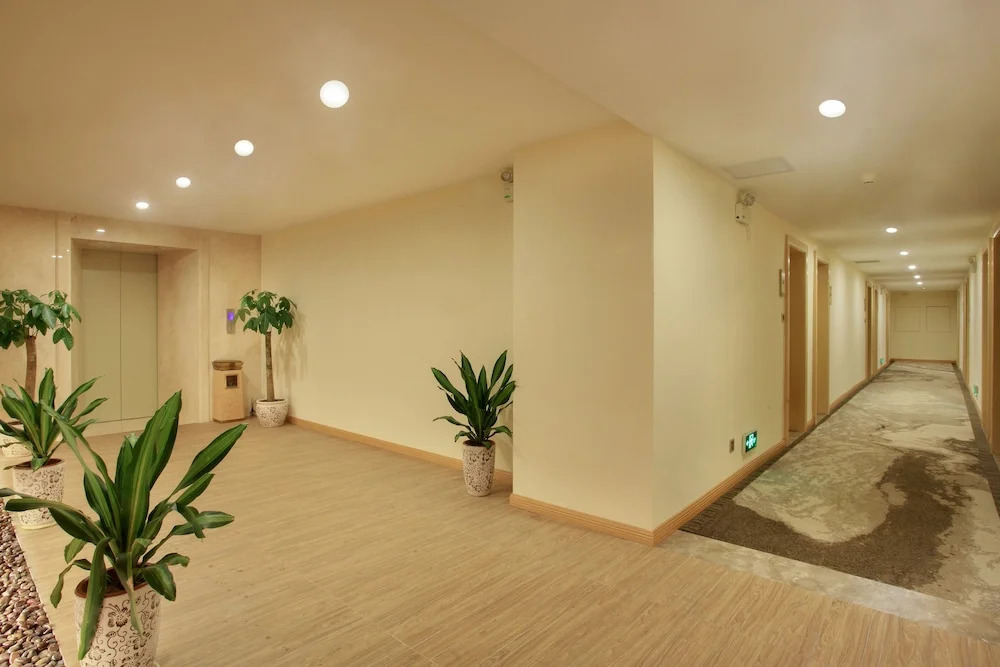 Wing Hotel Guilin- Pedestrian Street