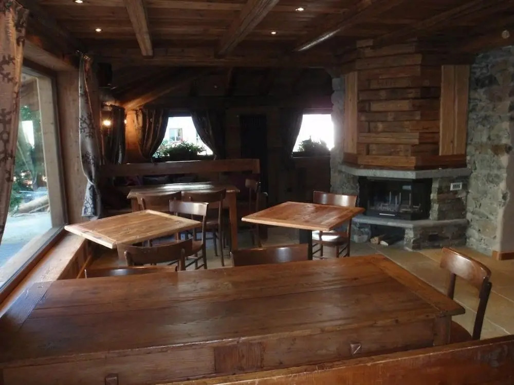 Les Trompeurs chez Odette
