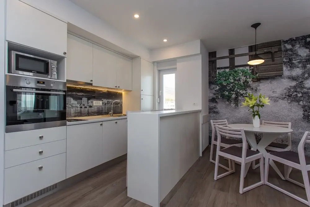 Ringo Apartments