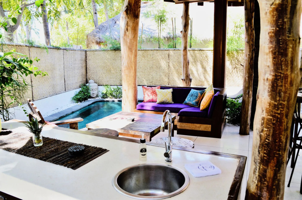 Gili Treehouses