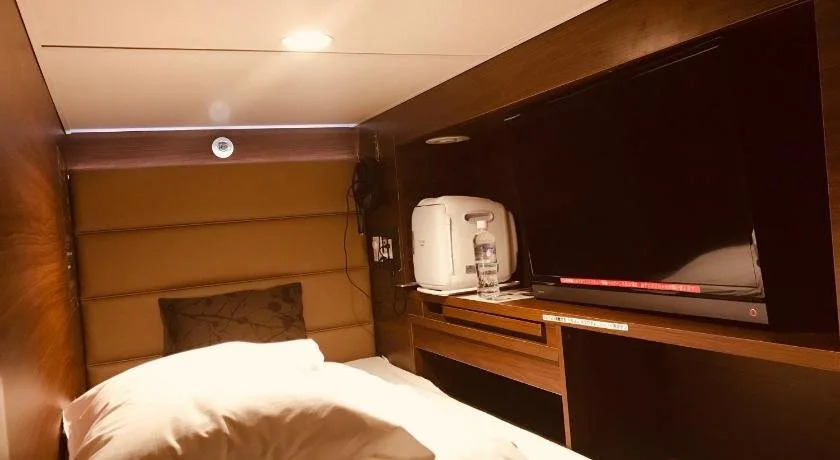 Sauna & Capsule AMZA