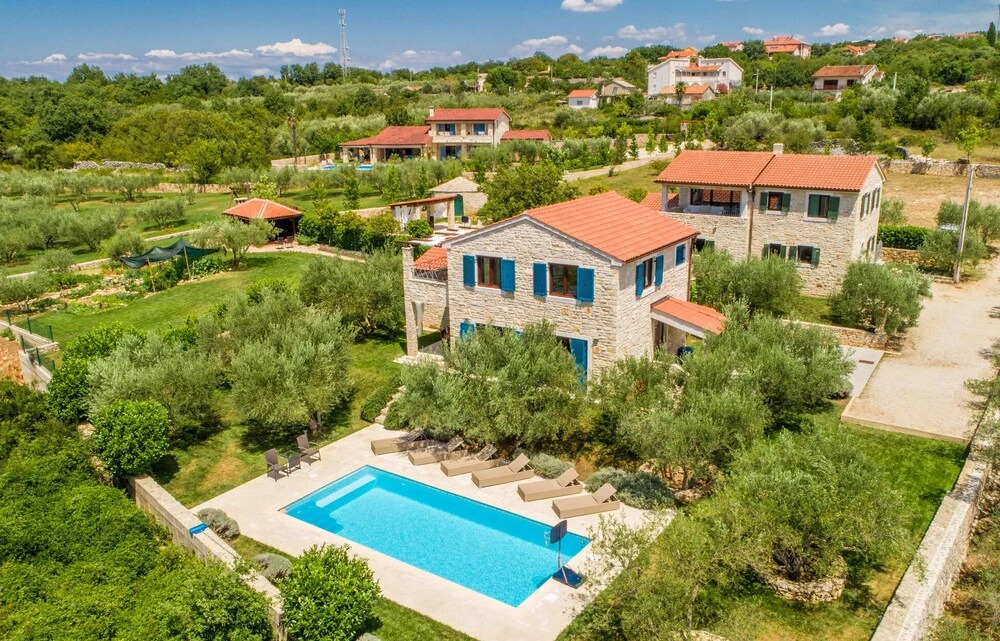 Stunning Home in Linardici With Outdoor Swimming Pool, Wifi and 4 Bedrooms