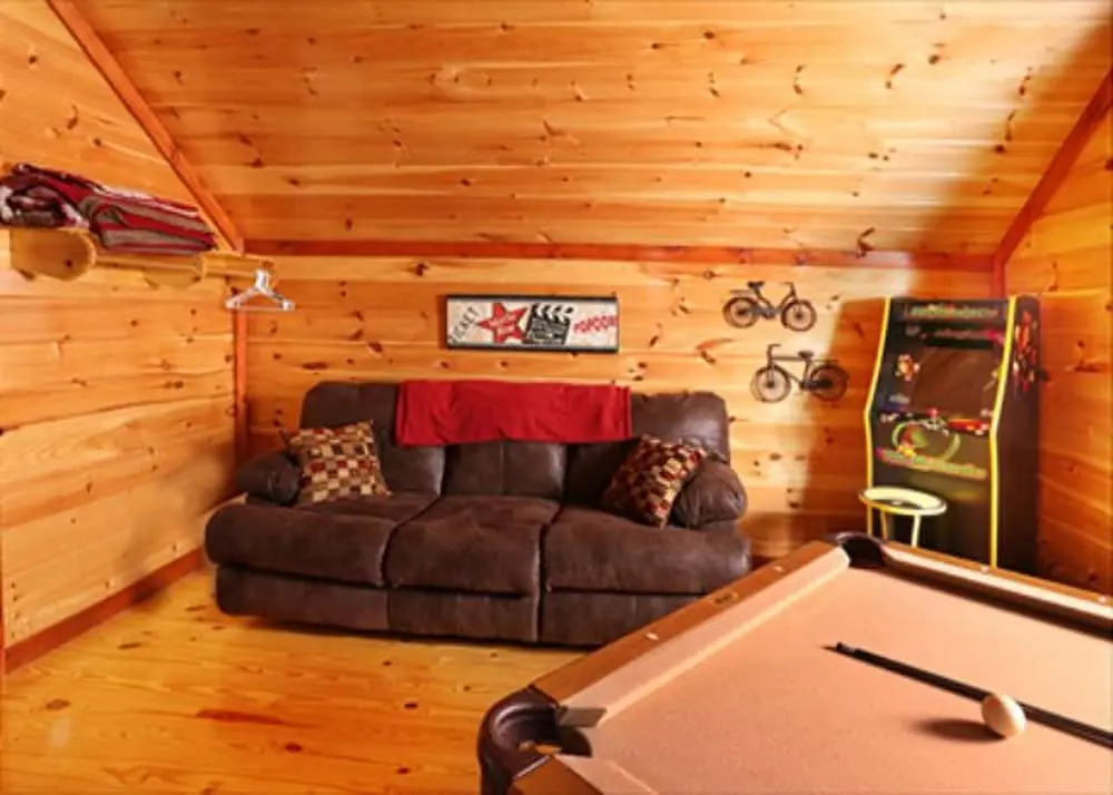 Ryders View by Heritage Cabin Rentals