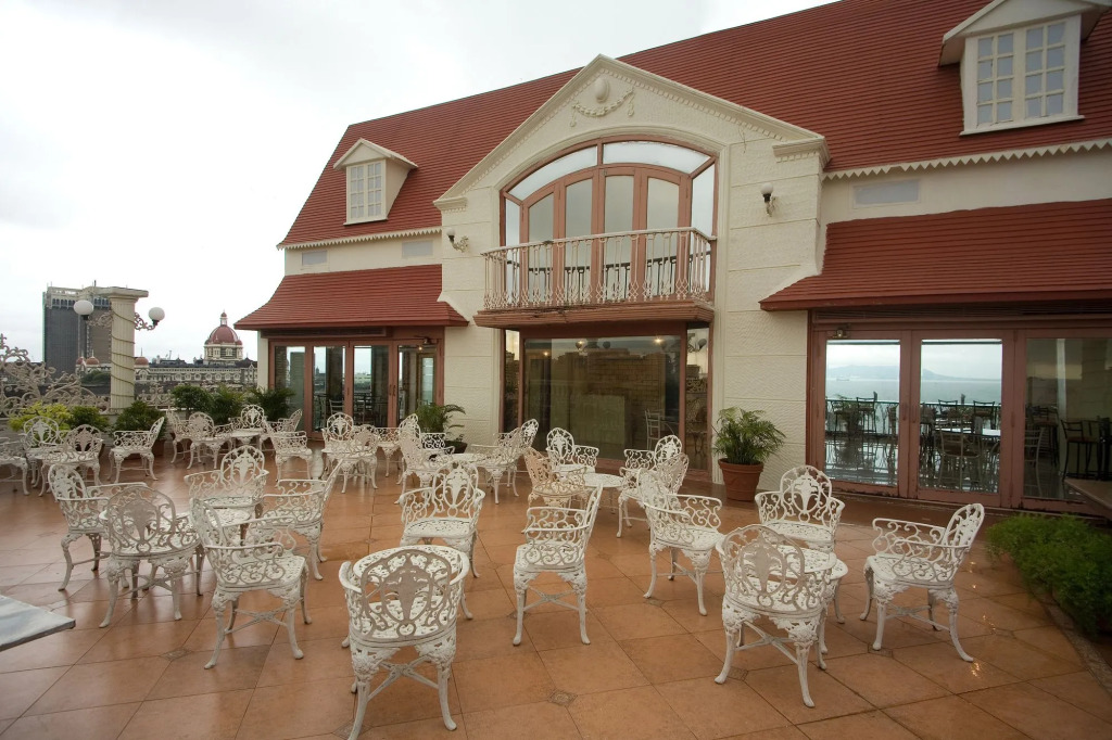 Garden Hotel