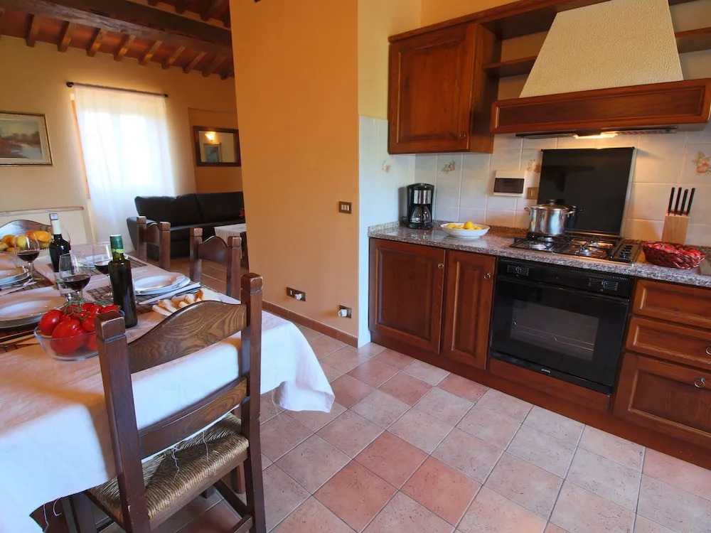 Farmhouse in Campriano