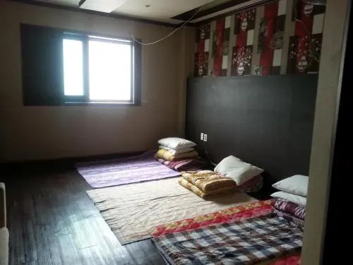Sky Pension Motel