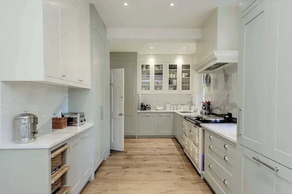 Beautiful Family Home w Garden Pool - Wimbledon
