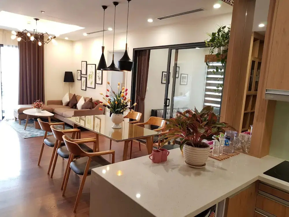 Imperia Garden Apartments - Heart of City