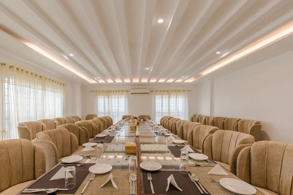 Mourya Hotel