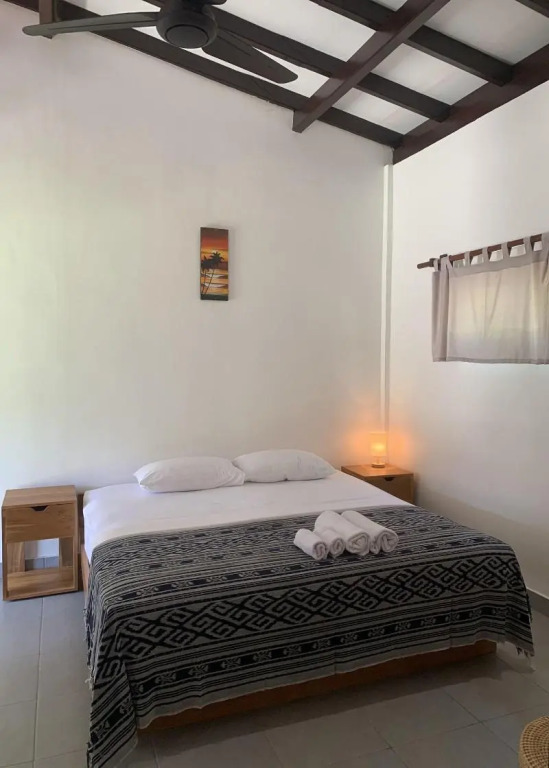 Balong Balong Surf Bungalows & Restaurant