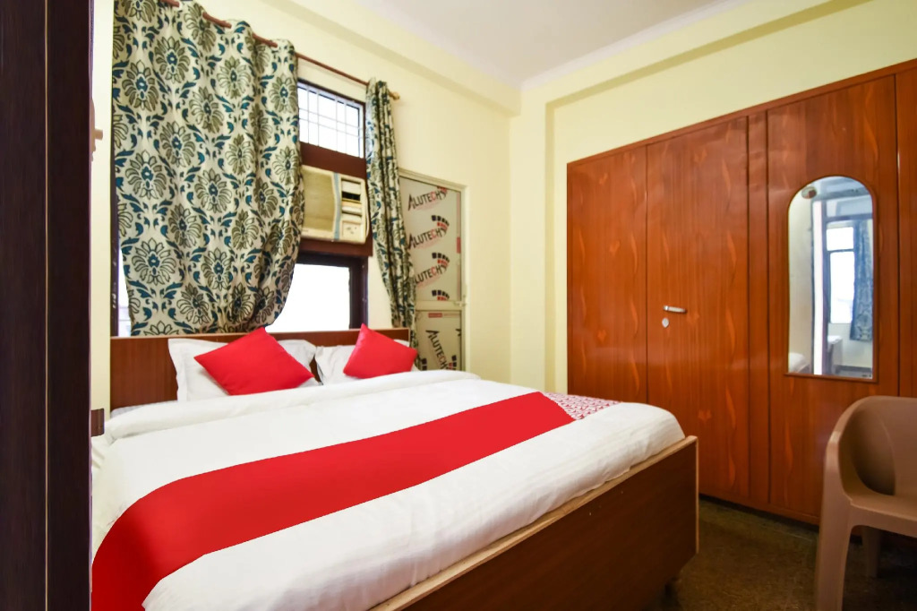Pragati Guest House by OYO Rooms