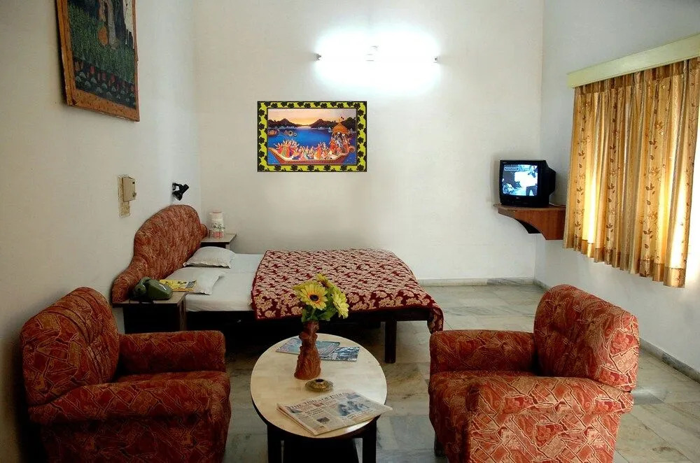Hotel Saheli Palace