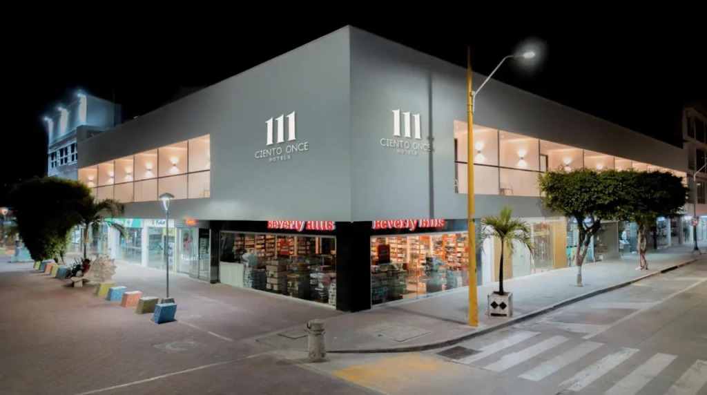 Hotels 111
